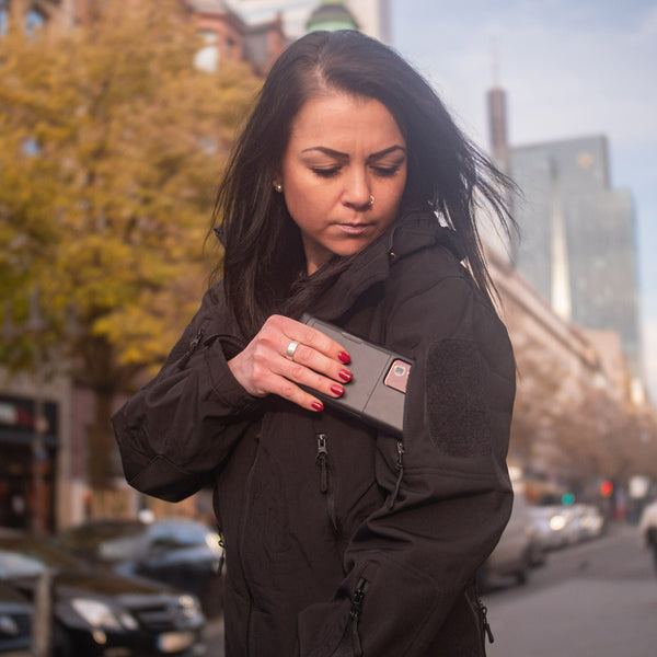 LIGHT SOFTSHELL JACKET